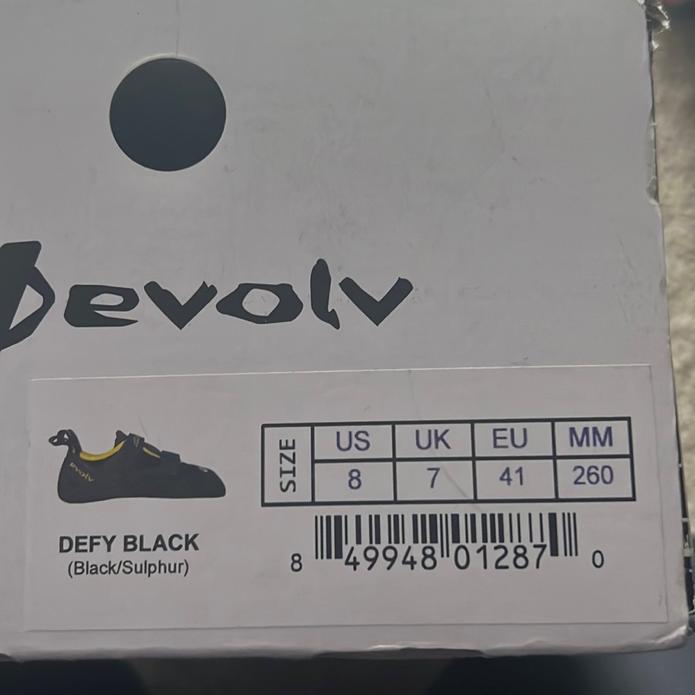 Evolv climbing shoes - Picture 2 of 6